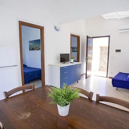 Conti Aparthotel 4*