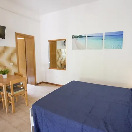 Aparthotel Conti 4*
