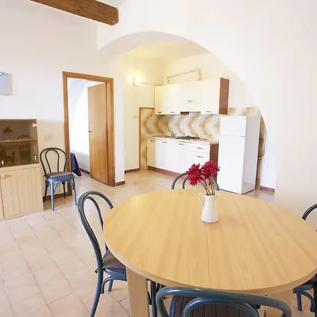 Aparthotel Conti 4*
