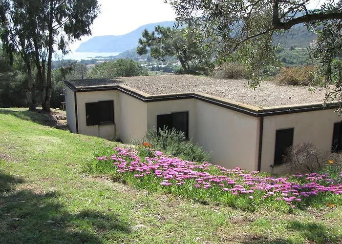 Conti Lägenhetshotell Lacona